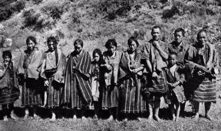 洛克王国成为探险者